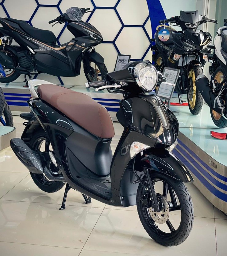 Giá Yamaha Janus đầu tháng 9/2024, khuyến mãi hơn 6 triệu đồng