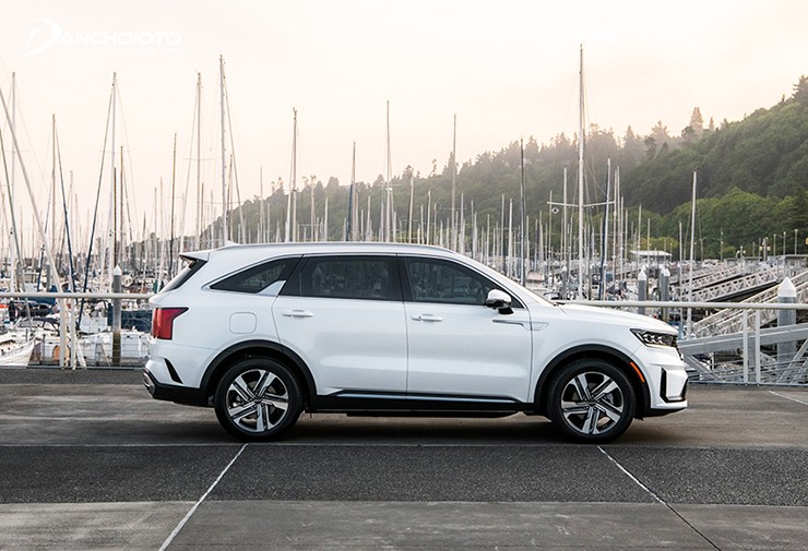 Giá xe KIA Sorento tháng 8/2024, bản Plug-in Hybrid từ 1,399 tỷ đồng