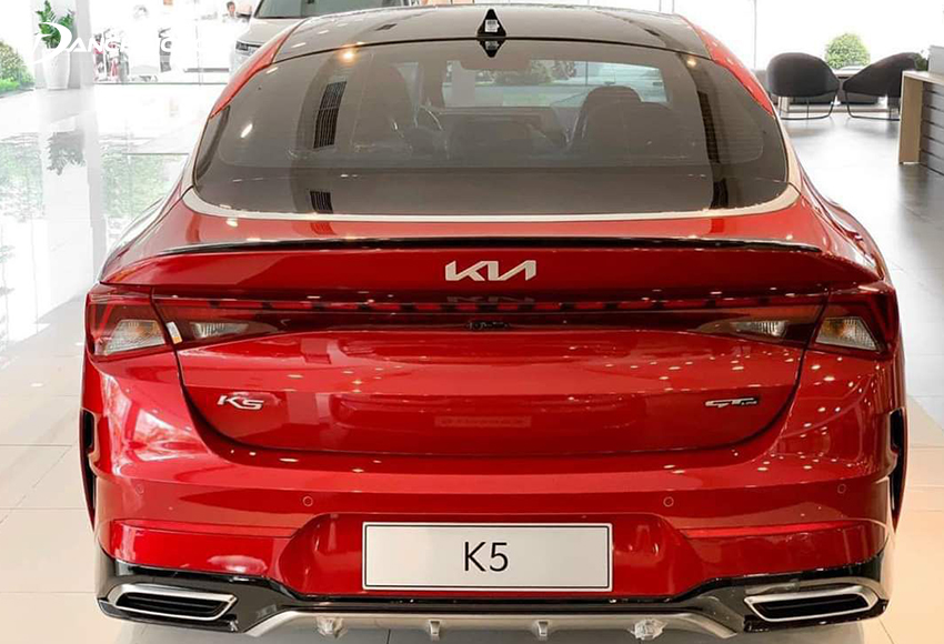 Kia K5: Giá lăn bánh và thông số kỹ thuật (10/2024)