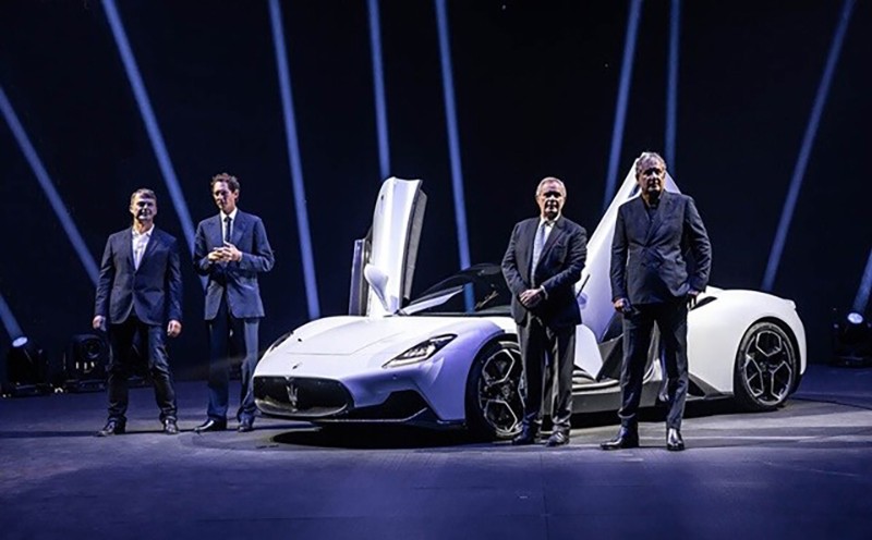 Maserati MC20 2024: Giá lăn bánh khuyến mãi, Mua xe trả góp