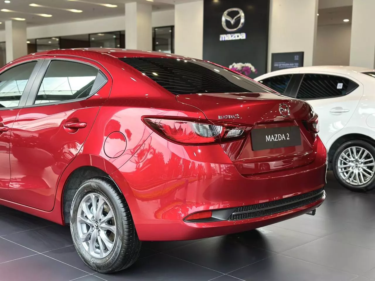 Giá xe Mazda 2 kèm tin khuyến mại hấp dẫn tháng 11/2024