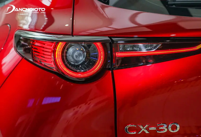 Mazda CX-30: Giá xe lăn bánh & thông số kỹ thuật (9/2024)