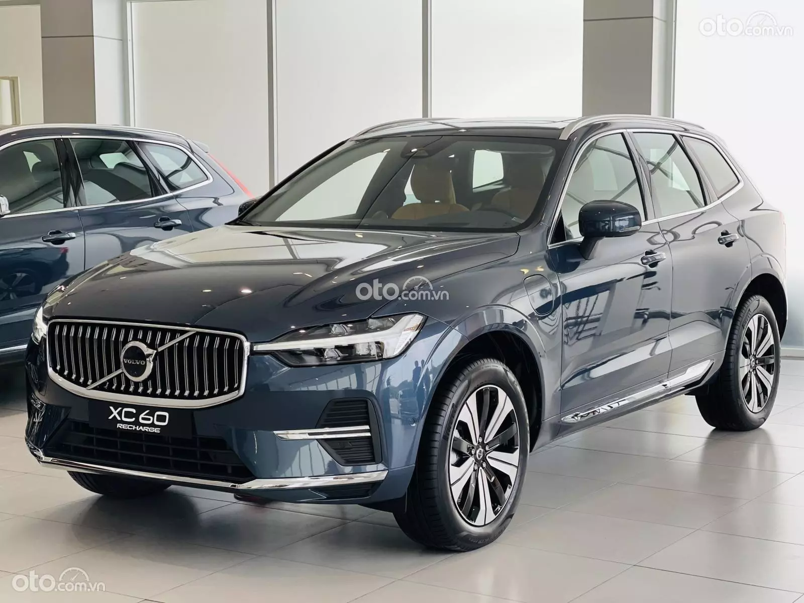 Giá xe Volvo XC60 kèm tin ưu đãi tháng 11/2024