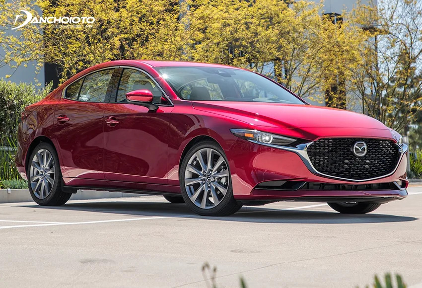 Mazda 3: Giá xe lăn bánh & thông số kỹ thuật (9/2024)