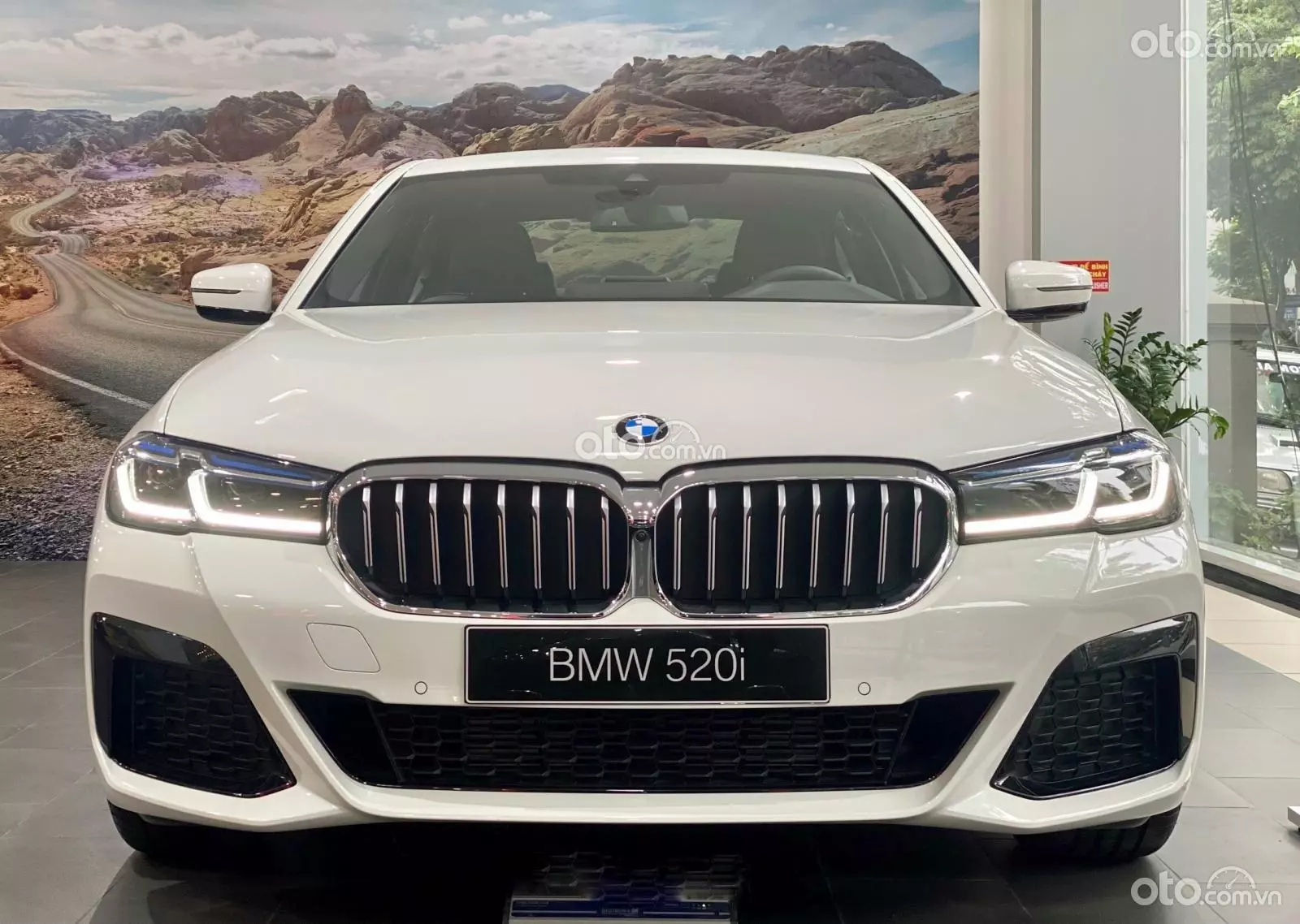 Giá xe BMW 520i kèm ưu đãi mới nhất tháng 11/2024