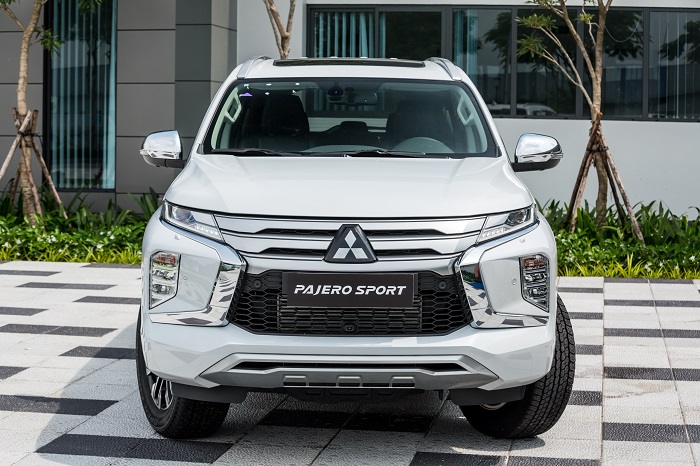 Mitsubishi Pajero Sport 2024: Giá Lăn Bánh & Khuyến Mãi 11/2024