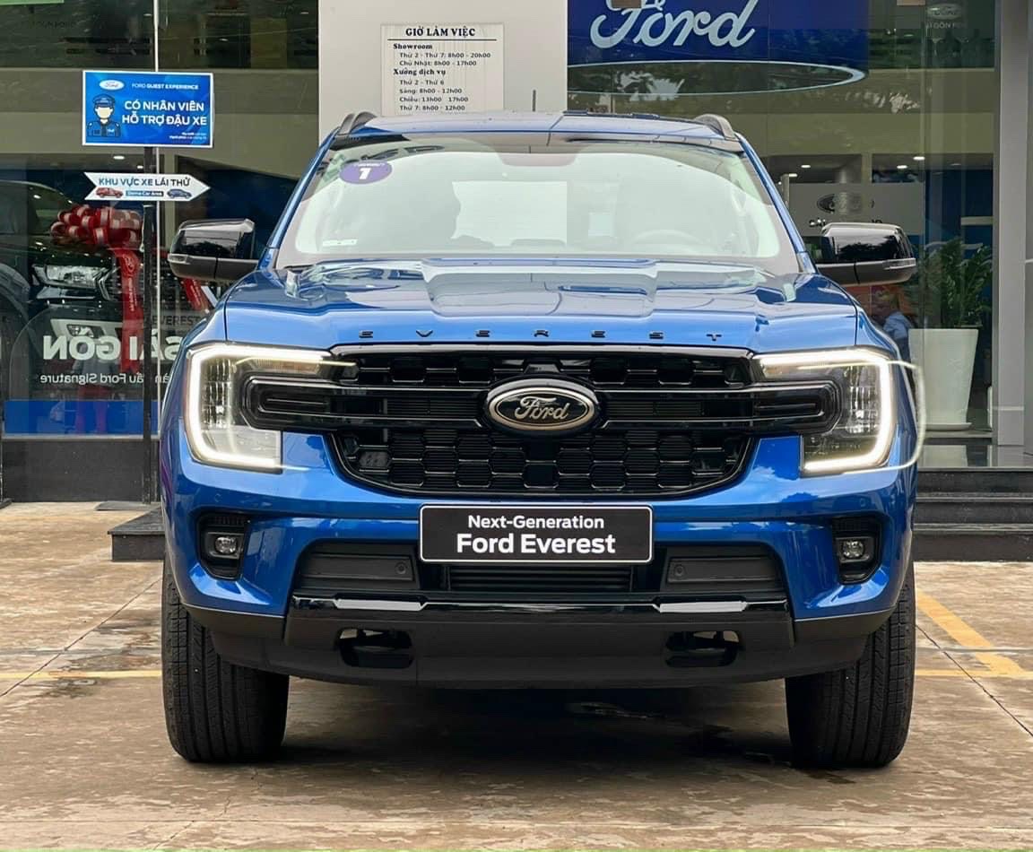 Các Màu Xe Ford Everest 2024