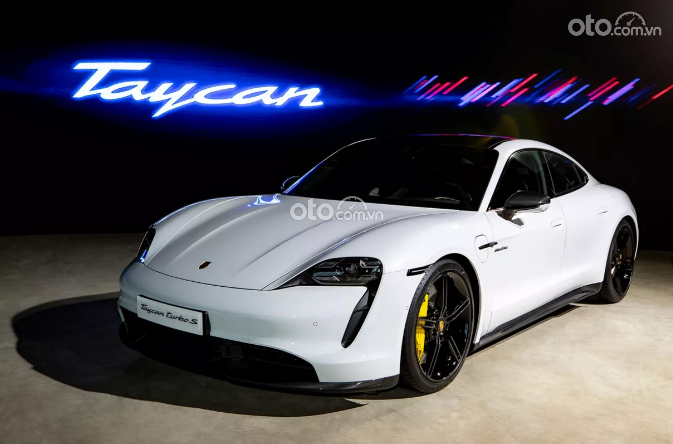 Giá xe Porsche Taycan kèm khuyến mại mới nhất tháng 11/2024