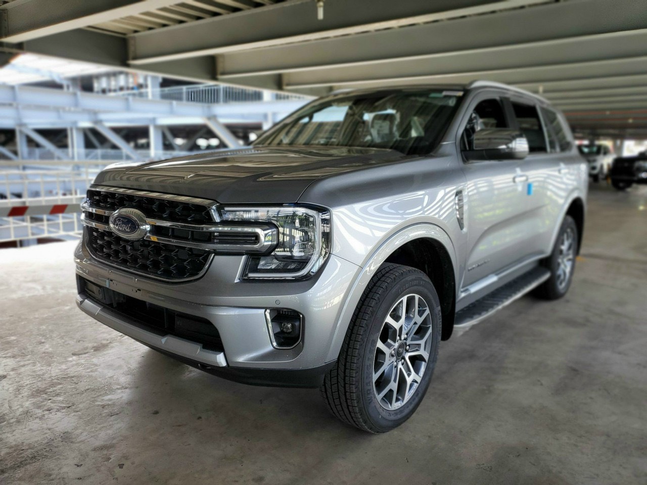 Các Màu Xe Ford Everest 2024