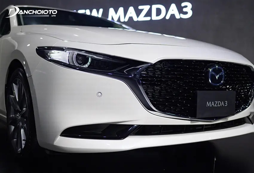 Mazda 3: Giá xe lăn bánh & thông số kỹ thuật (9/2024)