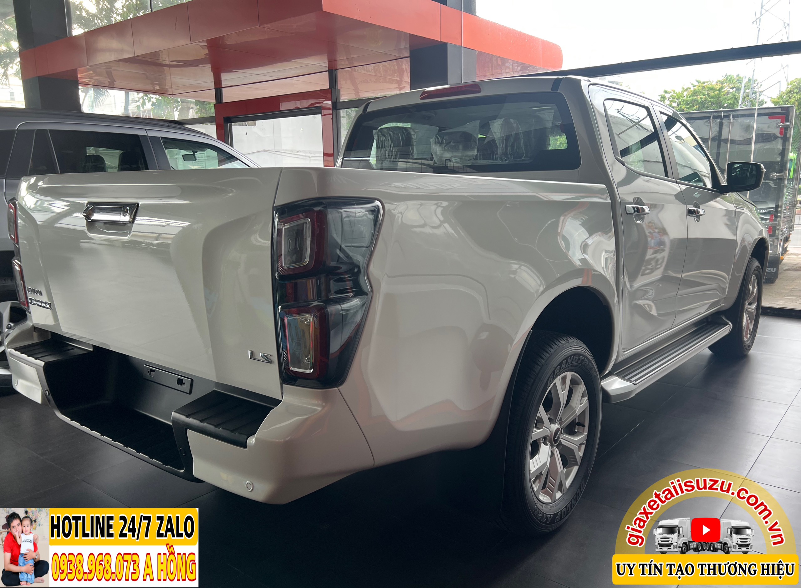 GIÁ XE ISUZU DMAX HILANDER 1.9L AT 4X2 2024