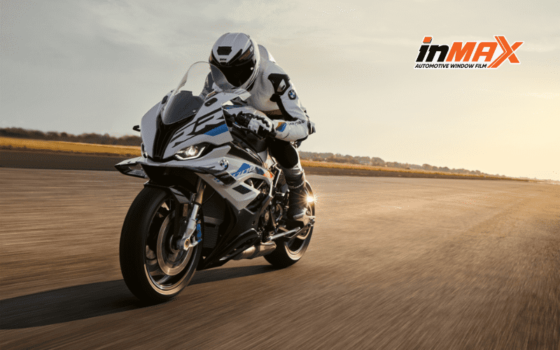 Siêu mô tô BMW S1000RR 2024: Giá lăn bánh, thông số chi tiết