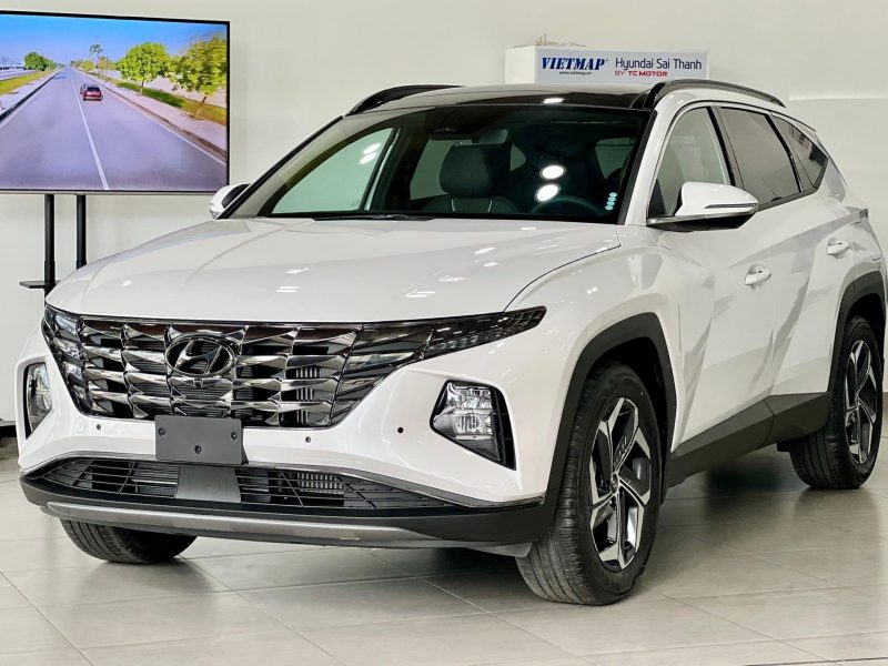 Hyundai Tucson 2024: Giá lăn bánh, Thông tin Xe & Ưu đãi tháng 09/2024