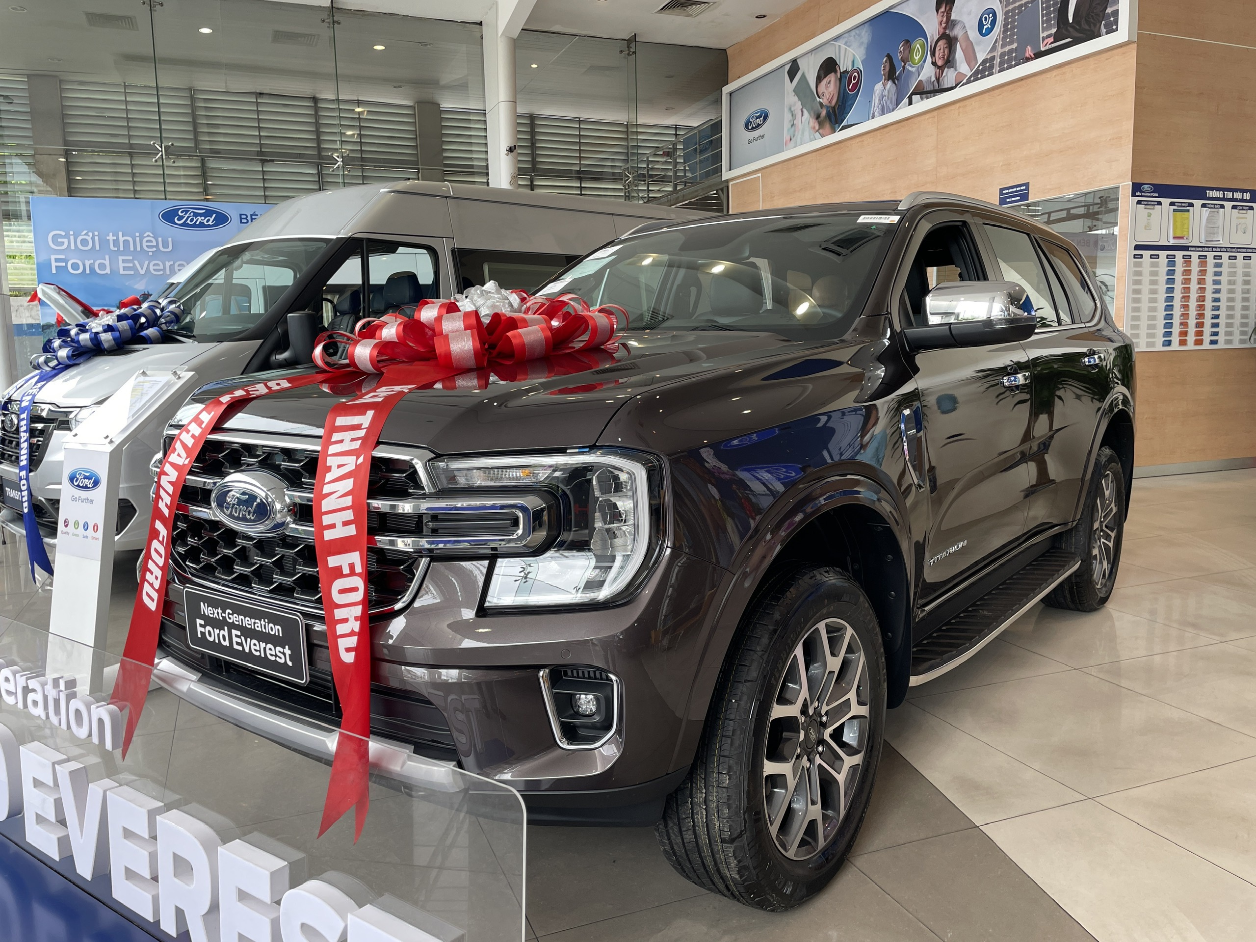 Các Màu Xe Ford Everest 2024