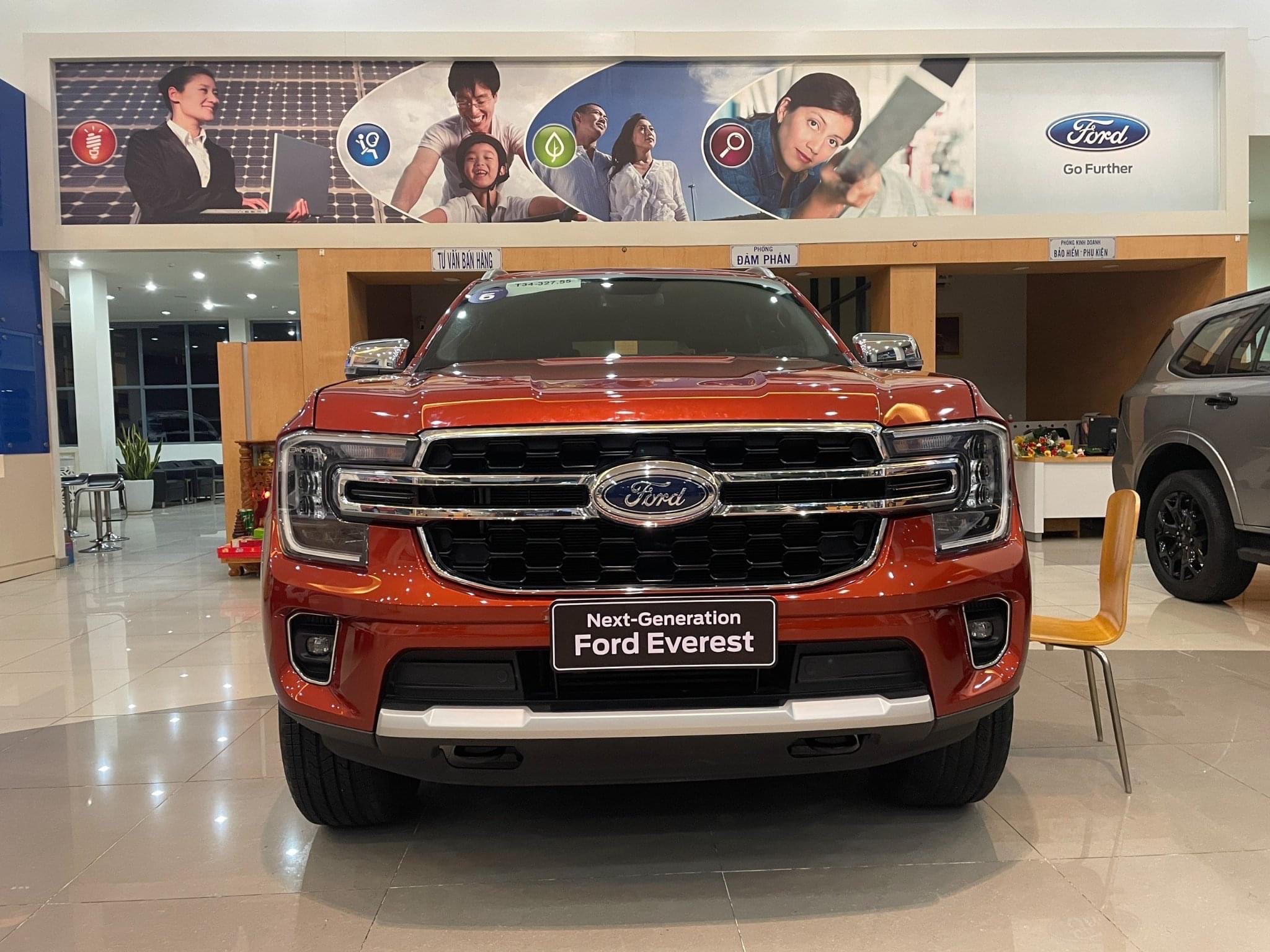 Các Màu Xe Ford Everest 2024