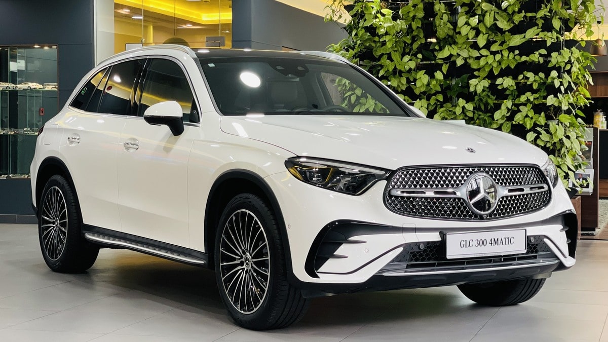 Bảng giá xe Mercedes GLC 300 và các ưu đãi mới nhất 11/2024