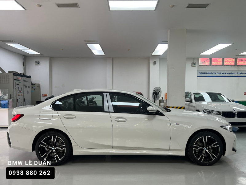 Đánh giá BMW 320i M Sport 2024| Bảng giá xe và Ưu đãi mới nhất