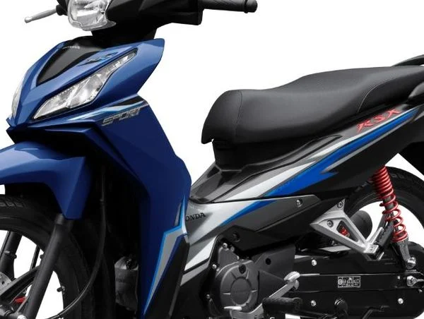 Xe Máy Honda Wave RSX 110cc 2024 - Phiên Bản Tiêu Chuẩn (Phanh đùm - vành nan hoa)