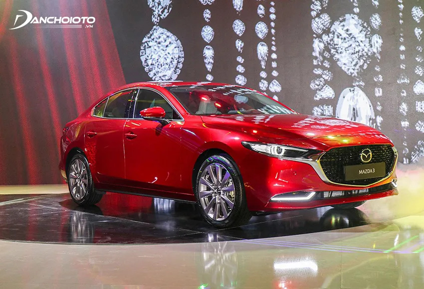 Mazda 3: Giá xe lăn bánh & thông số kỹ thuật (9/2024)