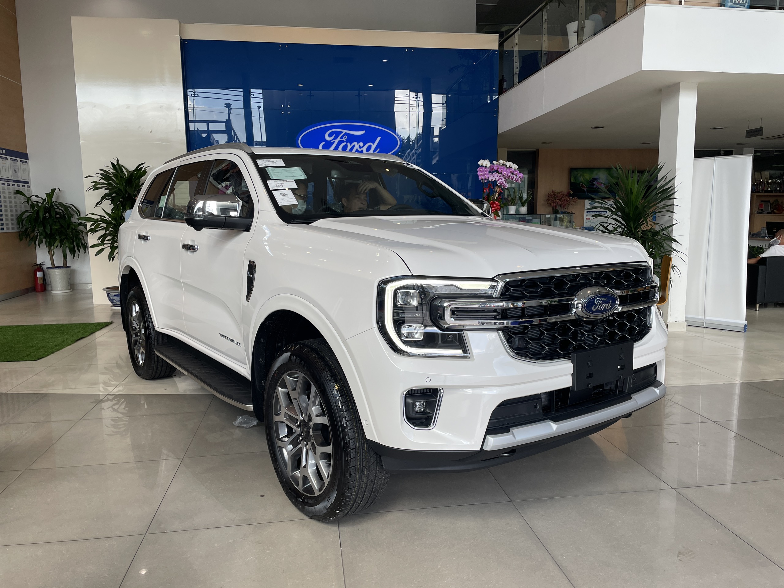 Các Màu Xe Ford Everest 2024