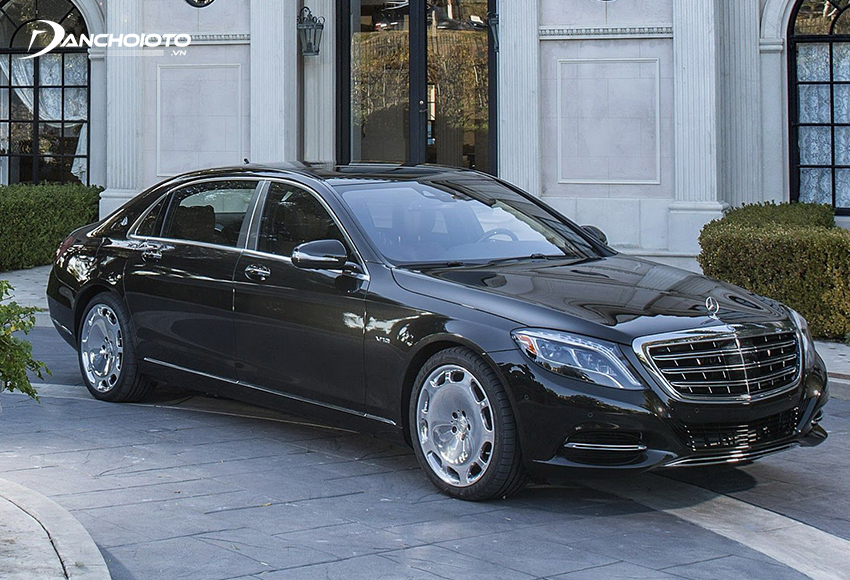 Giá xe Mercedes Maybach lăn bánh & đánh giá thông số kỹ thuật (10/2024)