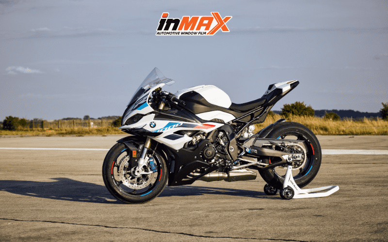 Siêu mô tô BMW S1000RR 2024: Giá lăn bánh, thông số chi tiết