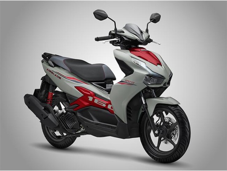 Giá xe ga Honda Air Blade 160 giữa tháng 8/2024, hạ nhiệt mạnh