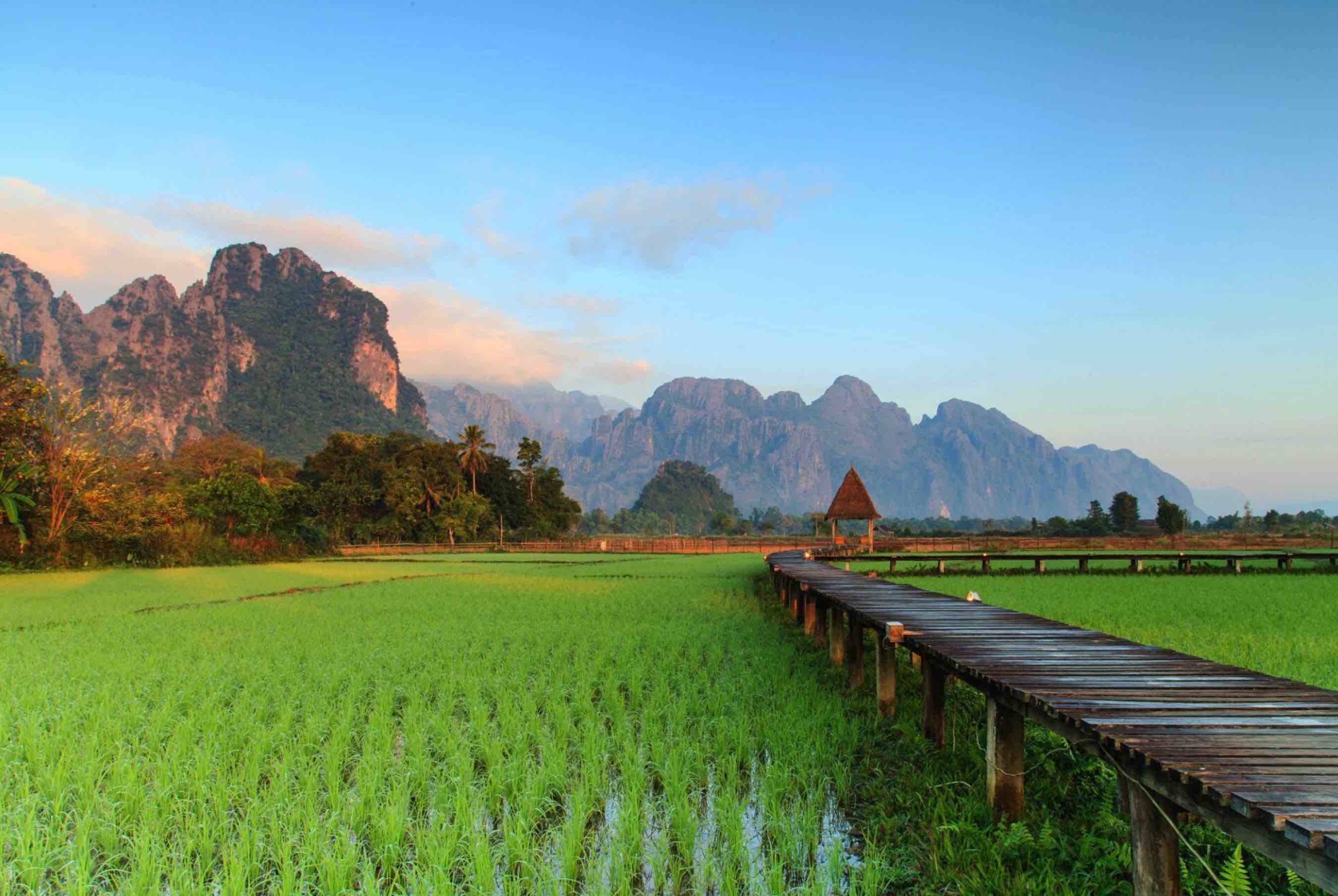 Du lịch Lào: Cẩm nang từ A đến Z ( Update thông tin mới nhất 2024)