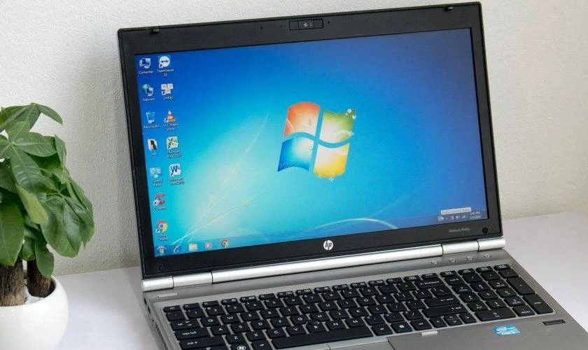 Cách khắc phục tình trạng laptop lên màn hình nhưng không chạy cực hay