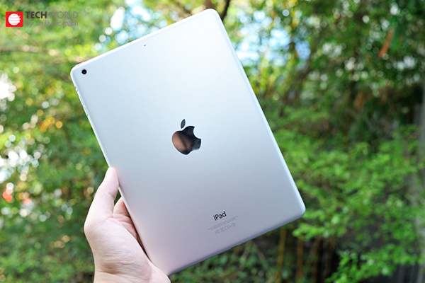 iPad Air 1 (Wifi) 64GB - 99% - Chính hãng Quốc Tế