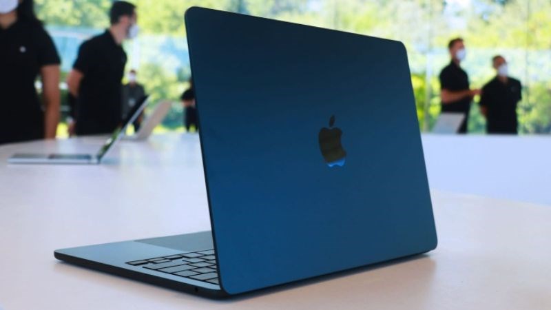 So sánh thiết kế MacBook Air M2 và MacBook Air M1 - Có gì khác biệt? - Thegioididong.com