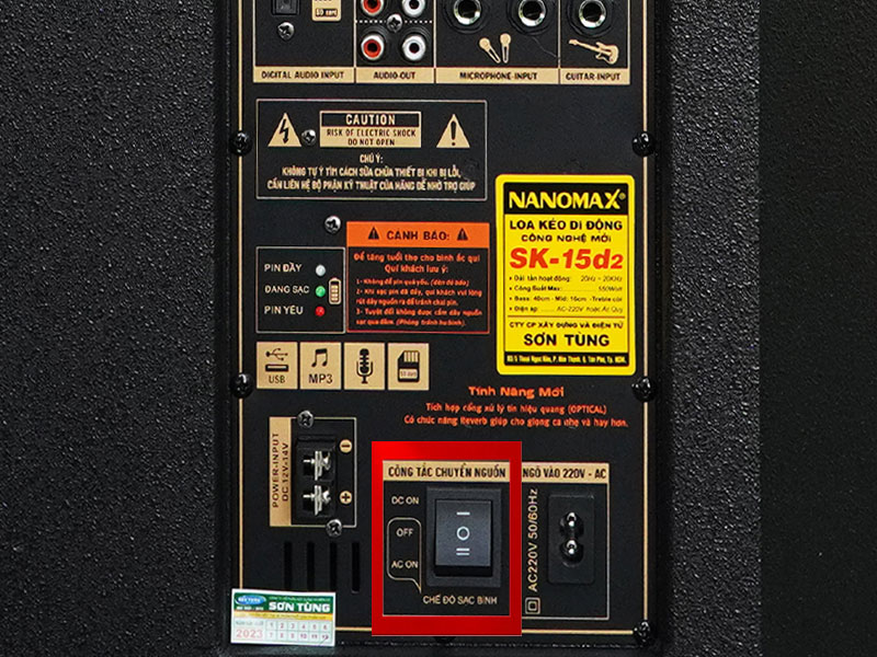 Chế độ sạc AC và DC trên loa kéo là gì?