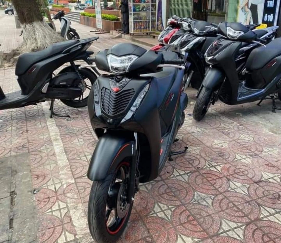 Honda SH 2019 tăng giá