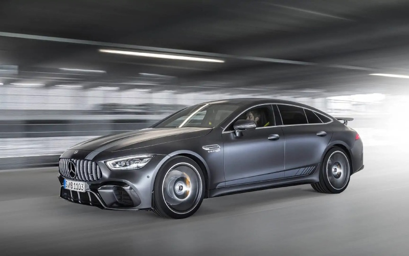 Giá xe Mercedes AMG GT 63 Lăn Bánh & Thông Số Kỹ Thuật (Update 7/2024)